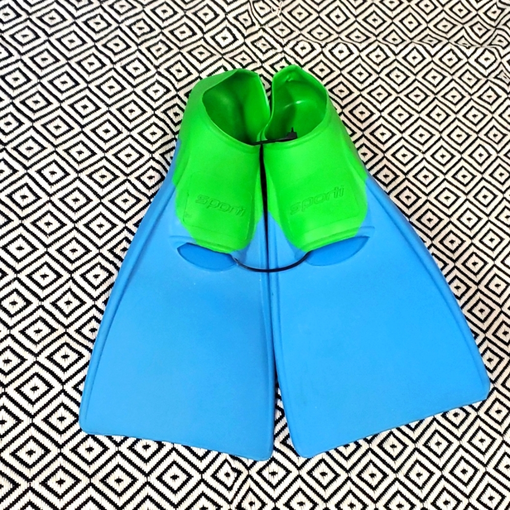 Kids Swim Fins Club Swim **FLOATS** Sz 4-6